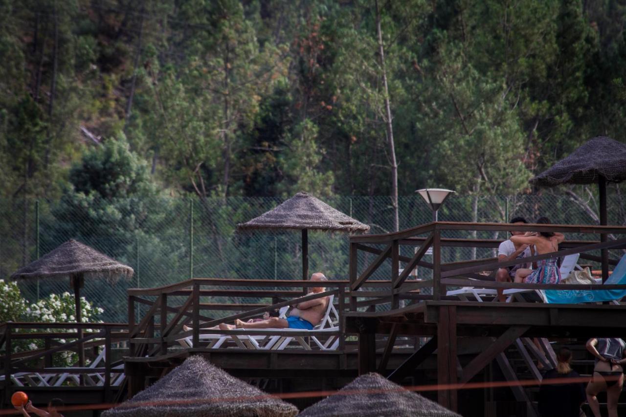 Xisto Camping Janeiro de Baixo Buitenkant foto